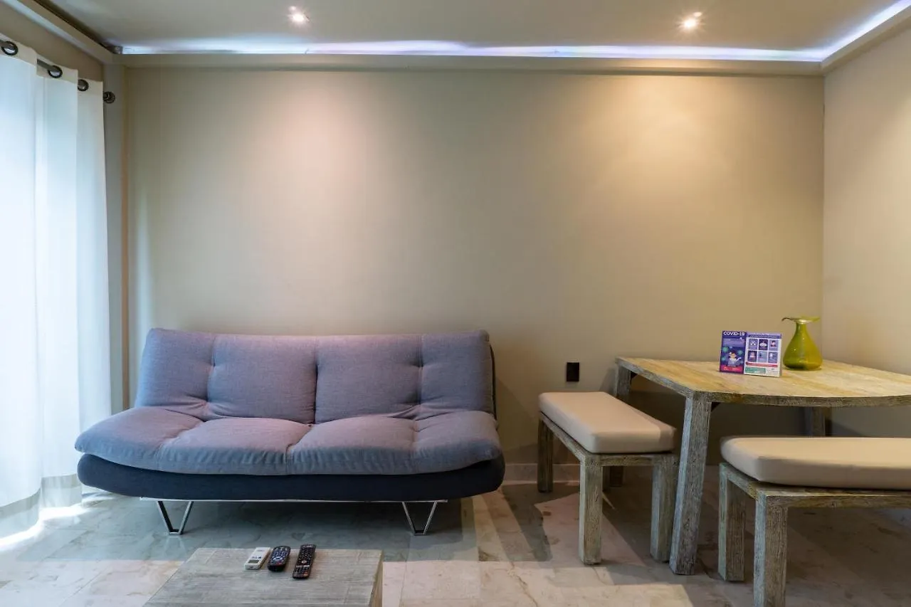 Lotus 2 One Block To Mamitas Beach Club Playa del Carmen 0*,